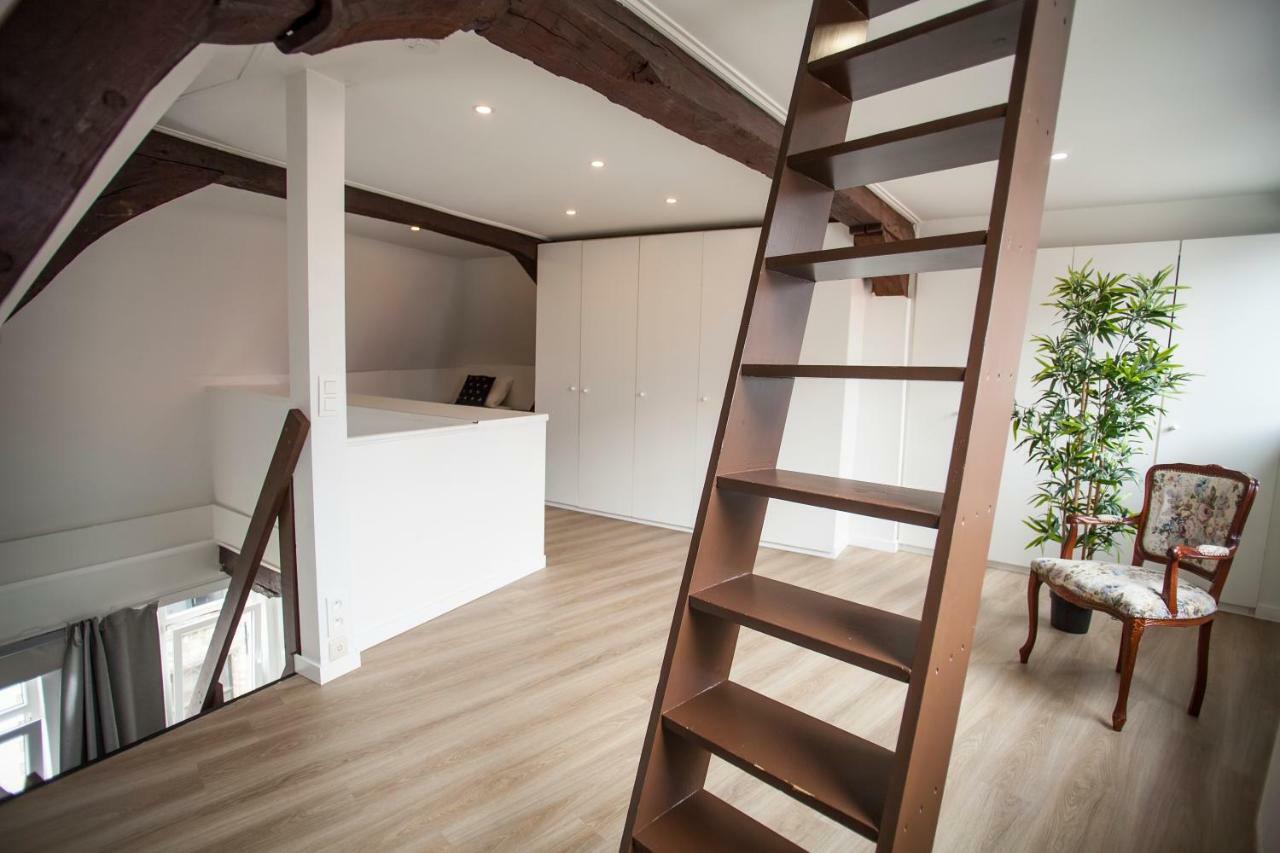 Luxury Suites Cathedral By Rikas Hotels Антверпен Екстериор снимка